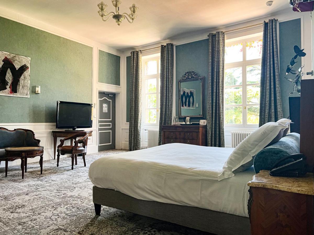 Logis Hotels Chateau De La Barge Chaintré Εξωτερικό φωτογραφία